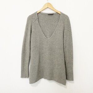 Donna Karan Gray Ribbe Cashmere Sweater Size Small